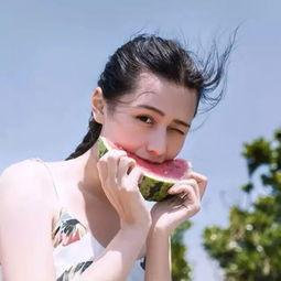 吃瓜人女生,揭秘校园里的八卦风云 第3张 吃瓜人女生,揭秘校园里的八卦风云 第3张